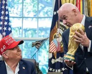 Rússia banida da Copa expõe contradição da Fifa em relação aos EUA, diz especialista