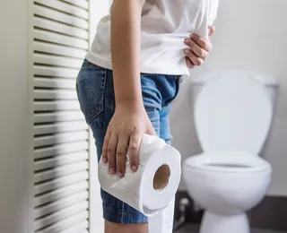 Saiba por que acordar para urinar à noite pode ser um sinal de alerta
