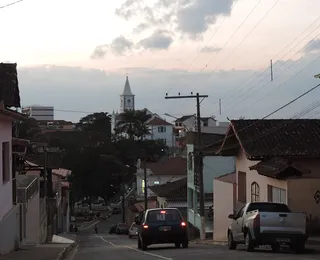 Salário de R$ 12 mil: prefeitura abre 110 vagas para concurso