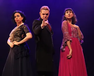 Teatro em Salvador convida plateia a investigar assassinato em cena