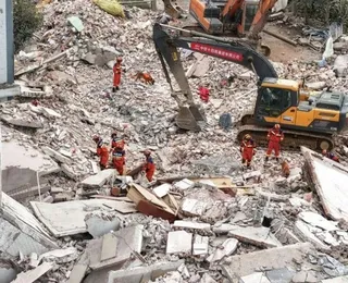 Terremoto de magnitude 5,2 deixa mortos e destruição na China