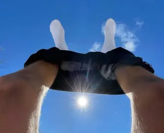 Tomar sol nos testículos aumenta a testosterona? Conheça nova prática