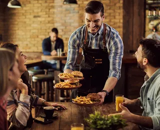 Uso de canetas emagrecedoras já altera consumo em restaurantes