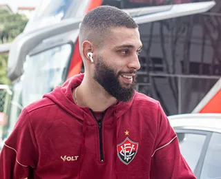 Vitória reencontra ex-ídolo em duelo contra o Grêmio pelo Brasileirão