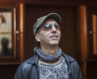 Zeca Baleiro e Roberta Campos se encontram no Conversa Brasileira