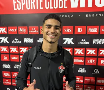 Após mais um gol no Vitória, Renê afirma viver melhor fase da carreira
