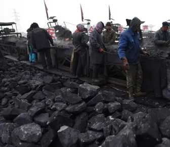 Explosão em mina de carvão deixa ao menos 90 mortos na China