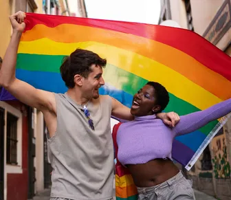 Pais que levarem crianças a Parada LGBT podem pagar multa milionária