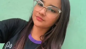 Adolescente morre eletrocutada enquanto pranchava o cabelo no interior da Bahia