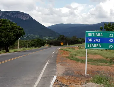 Adolescente aprende a dirigir na internet e viaja 500 km para conhecer garota na Bahia - Imagem
