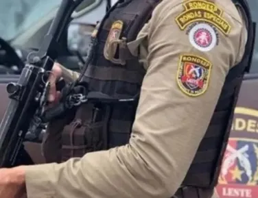 Armas, drogas e objetos de vigilância são apreendidos pela PM em Salvador - Imagem