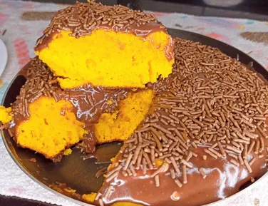Bolo de cenoura na frigideira: veja a receita que vem fazendo sucesso - Imagem