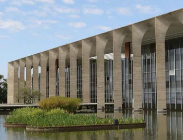 Brasil expulsa agente dos EUA após saída de delegado - Imagem