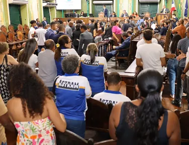 Câmara de Salvador aprova reajuste de servidores municipais - Imagem