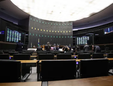 Câmara dos Deputados não terá sessão em semana decisiva para filiações partidárias - Imagem