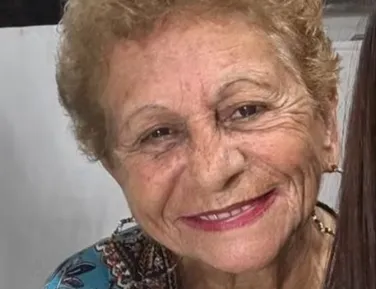 Corpos de idosas são trocados e mulher é enterrada no lugar errado - Imagem