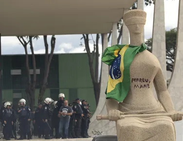 Débora do Batom pressiona Moraes a reduzir pena após PL da Dosimetria - Imagem