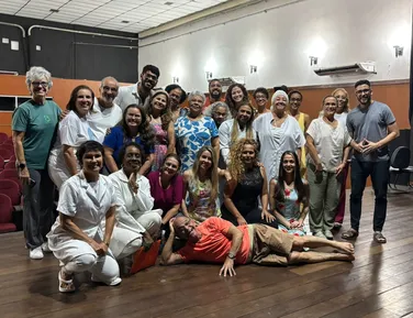 Espetáculo em Salvador transforma histórias de fé em narrativa teatral - Imagem