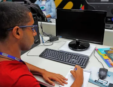 Estágio não poderá valer como experiência profissional - Imagem