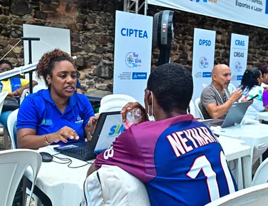 Evento amplia cuidados com pessoas em situação de rua em Salvador - Imagem