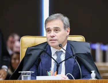 Fiador de Messias, Mendonça lamenta rejeição do indicado ao STF - Imagem