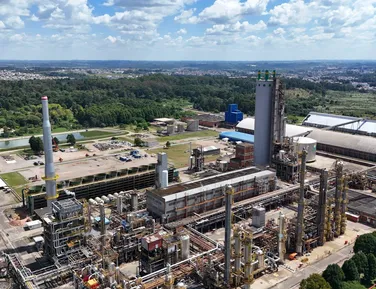 Gigante de fertilizantes inicia no Brasil e mira milhares de vagas - Imagem