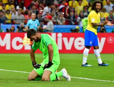 Goleiro titular do Brasil sente lesão e pode ficar fora da temporada - Imagem