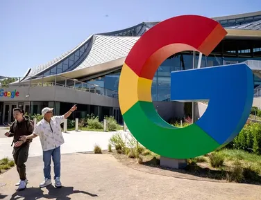 Google atualiza IA após acusação de incentivo à morte de usuário - Imagem