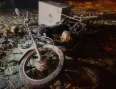 Homem é preso na Bahia após atear fogo em moto durante crise de ciúmes - Imagem