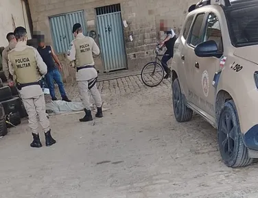 Homem em situação de rua é encontrado morto em cidade da Bahia - Imagem