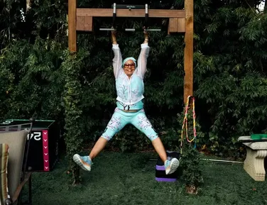 Idosa entra para o Guinness como a pessoa mais velha pulando corda - Imagem