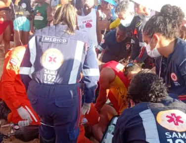 Idoso de 75 anos morre após se afogar na praia do Porto da Barra - Imagem