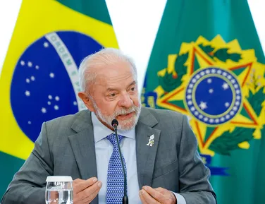 Lula aprova lei que cria dia de homenagem às vítimas da Covid-19 - Imagem