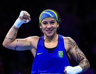 Medalhista baiana cancela pausa na carreira e volta ao boxe olímpico - Imagem