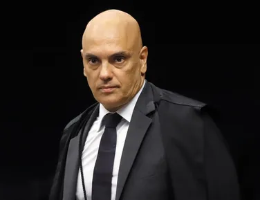Moraes quebra o silêncio sobre ter viajado em aviões de Daniel Vorcaro - Imagem