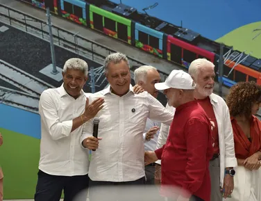 Na Bahia, Lula elogia trabalho de Rui Costa, de saída da Casa Civil - Imagem