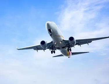 Quem causar confusão em avião pode ficar até 10 anos sem voar - Imagem