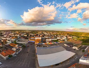 Salário de R$ 500 a terceirizados de prefeitura baiana gera revolta - Imagem