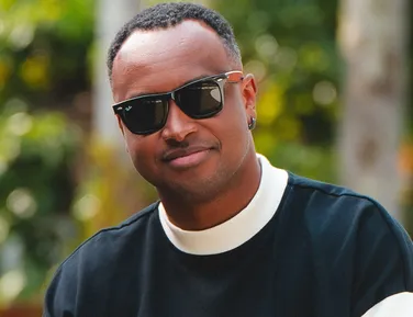 Thiaguinho e Menos é Mais comandam festival no feriadão - Imagem