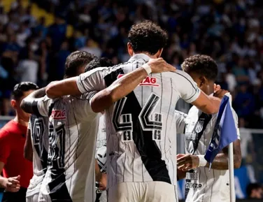 Time da Série B abandona hotel em protesto por salários atrasados - Imagem