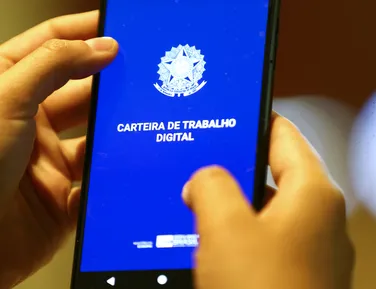 Trabalhadores da Bahia têm direito a 3 dias de folga para exames; entenda regras - Imagem