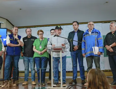 Tragédia em MG: Lula anuncia compra de casas prontas para famílias afetadas - Imagem