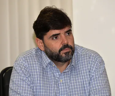 Adolpho Loyola detona "partidos de aluguel" e critica debandada para oposição - Imagem