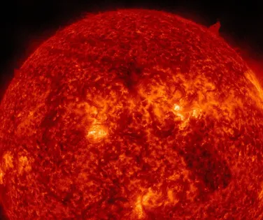 Artemis 2: tempestade solar ameaça segurança de astronautas rumo à Lua - Imagem