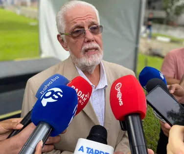 "Asfixiar o crime organizado", comemora Solla sobre PEC da Segurança - Imagem