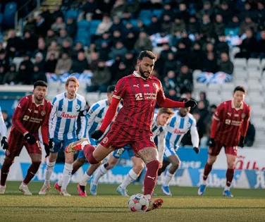 Atacante cria do Bahia brilha na Dinamarca e faz melhor temporada da carreira - Imagem