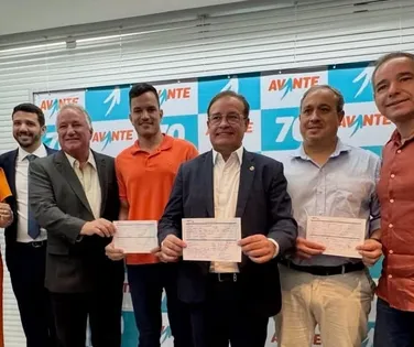 Avante anuncia 'pacote' de deputados filiados na Alba - Imagem