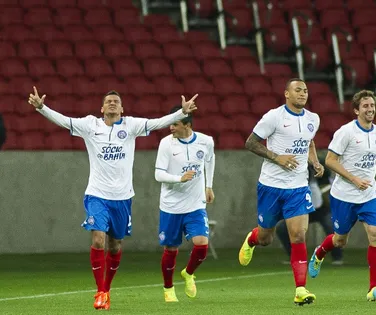 Bahia não vence o Inter como visitante há mais de uma década - Imagem
