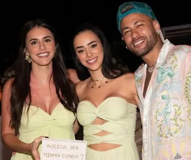 Biancardi anuncia gravidez e emociona Neymar; assista - Imagem