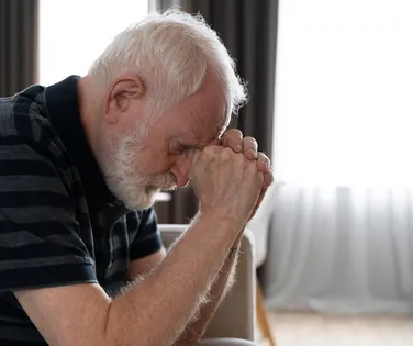 Brasil recebe medicamento contra progressão do Alzheimer; saiba quando - Imagem